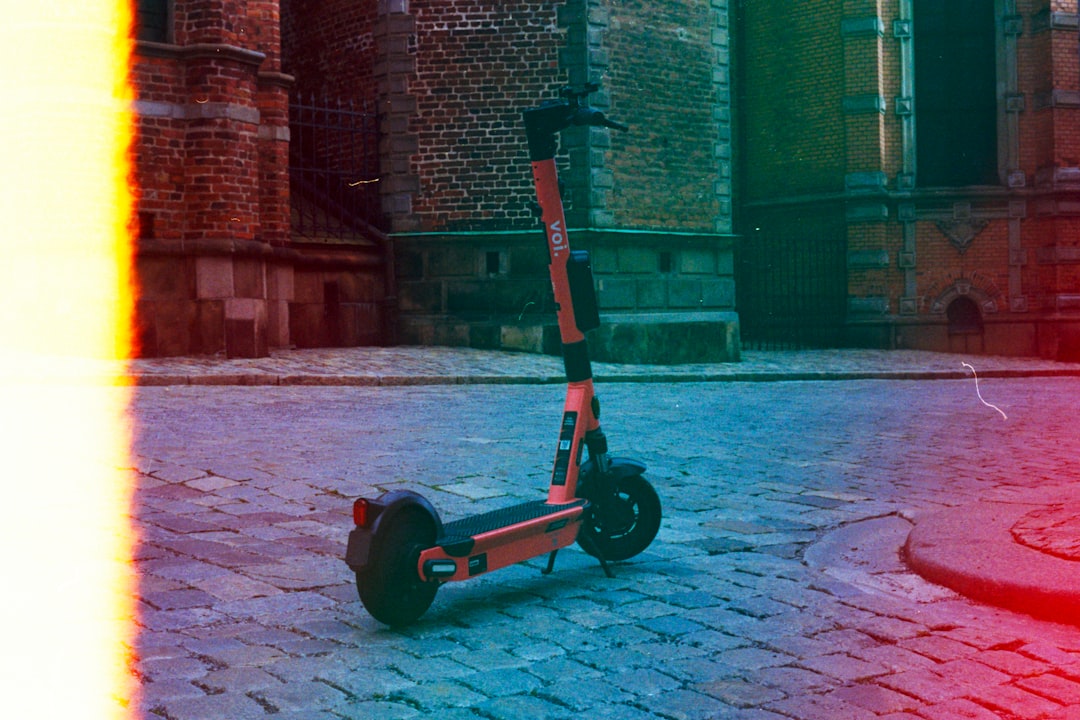 Photo Scooter with wrist guards